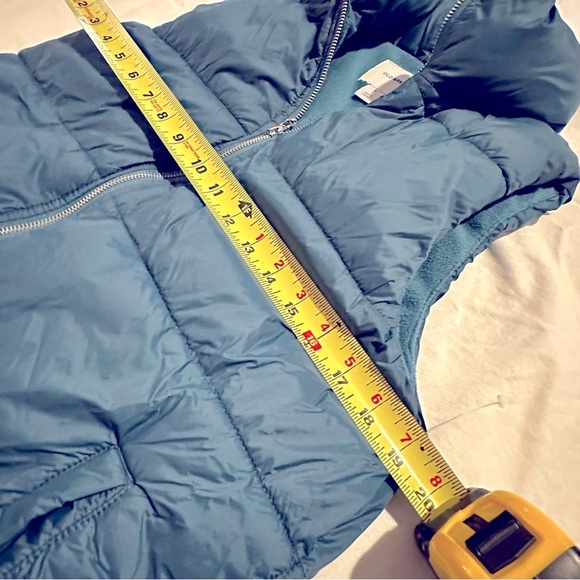 Old Navy Puffer Jacket - NWOT - Picture 4 of 5